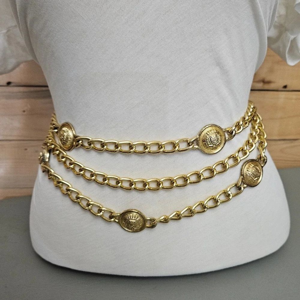 Vintage Gold Tone Triple Strand Chain Belt Crest Medallion 42